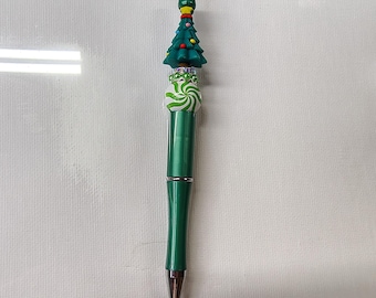 Green Christmas tree decorated beaded pen