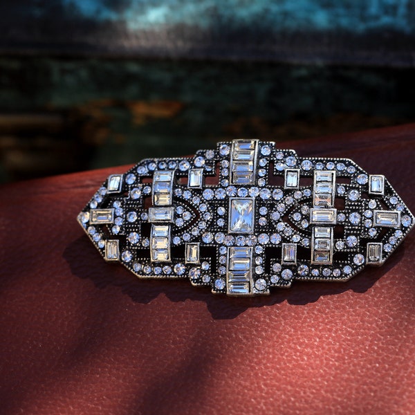 Broche Nekhbet style 1920