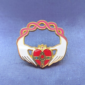 Sailor Moon Claddagh | Enamel Pin