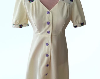 Vintage Early 1970s A Line Dress Cream with Purple Buttons & Bright Floral Details Orange Green  Puff Sleeves A Line UK Size 8 8/10