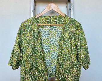 Ditsy Print Green Florals Hippie 70s Lightweight Cotton Jacket Cover Up Bolero Medium to Large
