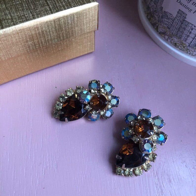 Clip On Vintage Earring - Österreich