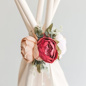 Floral Pet teepee Topper - Teepee Tent Decoration - Artificial Peonies Garland
