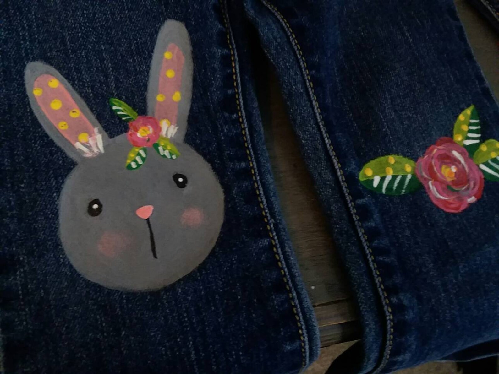 Upcycled BUNNY Jeans. Handpainted denim. Size 4T. Customized Etsy 日本