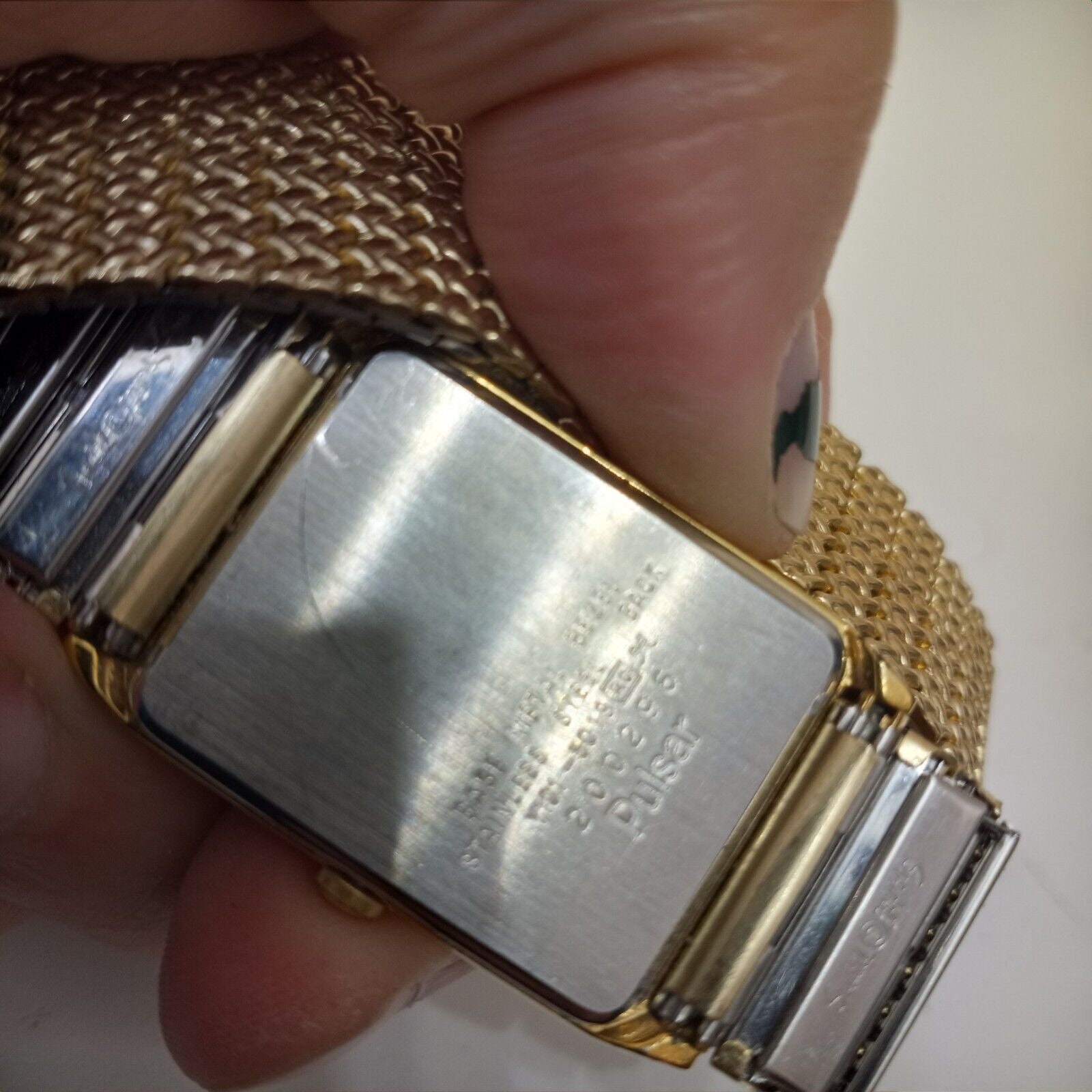 Vintage Quartz Pulsar Wrist Watch **READ DESCRIPTION 
