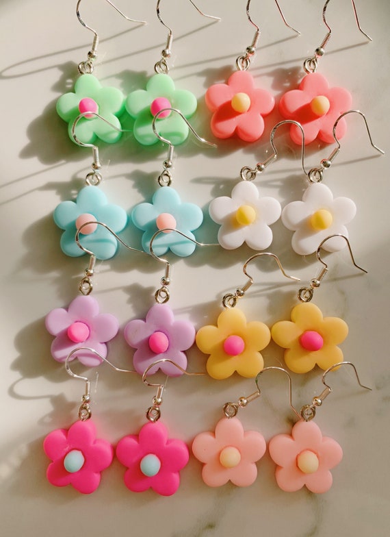 Daisy Flower Earrings 12 Color Options | Etsy