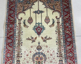 Handmade , Pure Natural Silk ,HEREKE Rug.Perfect Shape and Work.Million Double Knots Per Squer Meter.Original Signatured.3,1x2,1 Feet