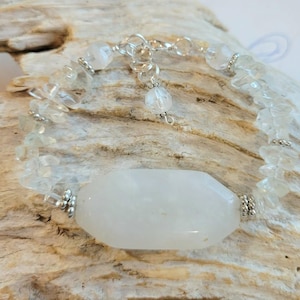 White Agate & Crystal Quartz Bracelet - Adjustable