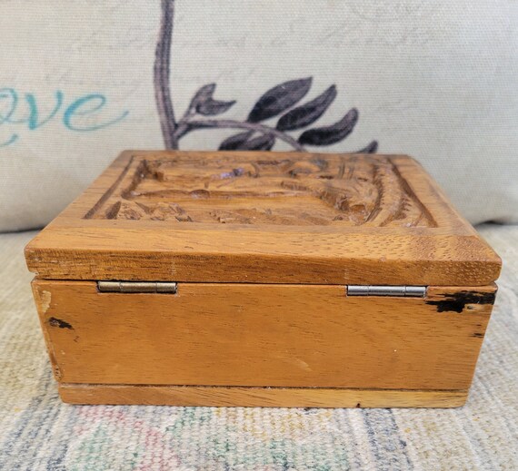 Vintage Solid Wood Carved Trinket Box - image 5