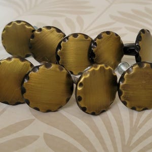 10 Vintage Antique Brass Scalloped Edge Cabinet Knobs Mid Century Dresser Drawer Pulls Hand Rubbed Finish Set of 10