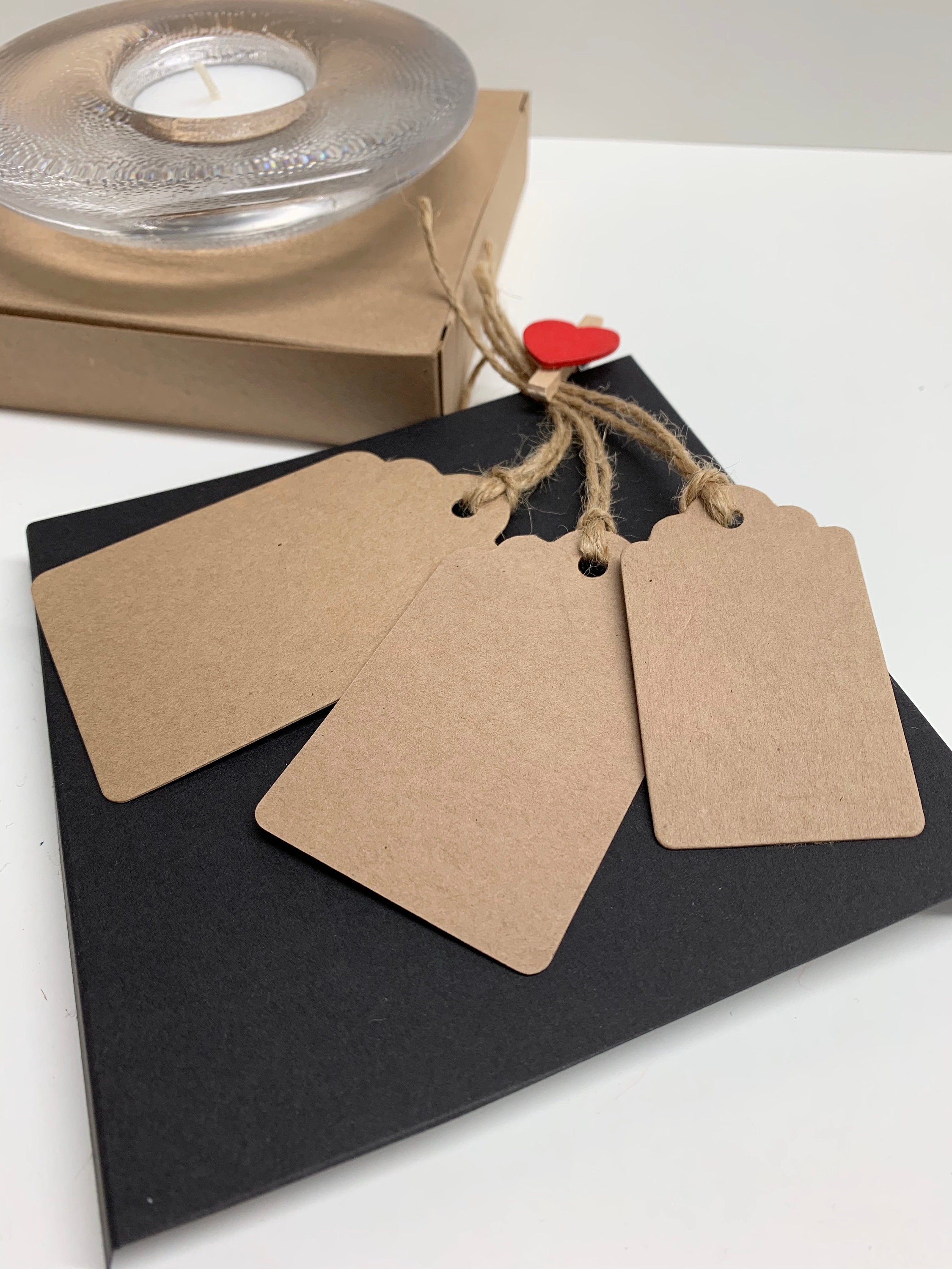 Kraft Paper Gift Tags with Scalloped Edge, Set of 12