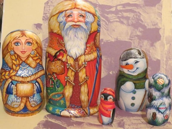 santa claus nesting dolls