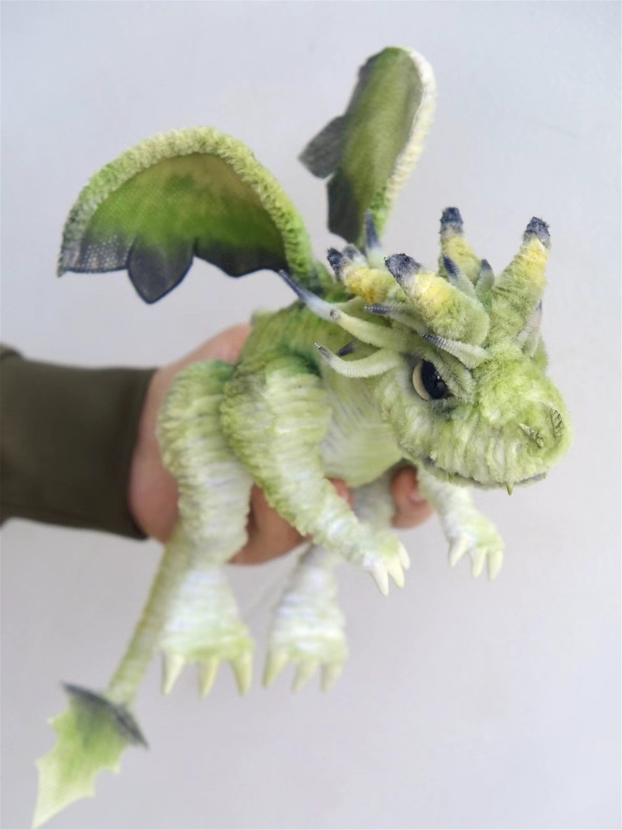 グリーンドラゴン人形、カスタムぬいぐるみドラゴンおもちゃ