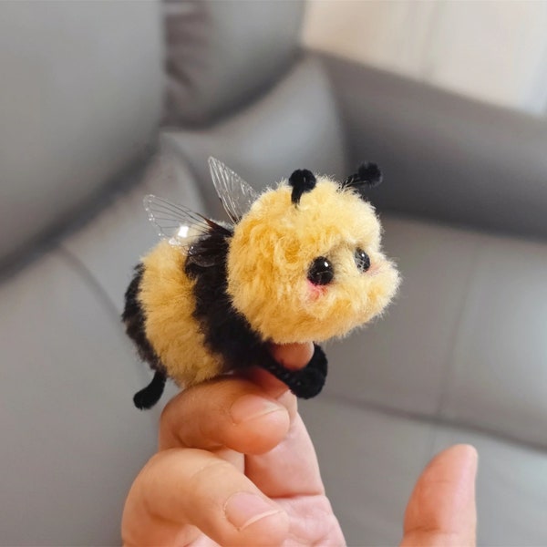 Muñeca de peluche Mini Bee, muñeca de abejas de criatura de fantasía realista de abejorro, muppet Ragdoll de abeja, muñecas renacidas fantásticas de Animal Pet personalizadas