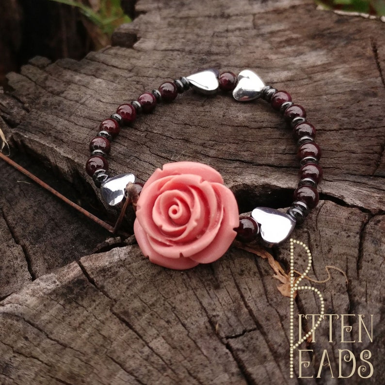 Pink Rose /& Hearts Gemstone Stretch Bracelet
