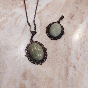 Jade Cabochon Pendant Necklace