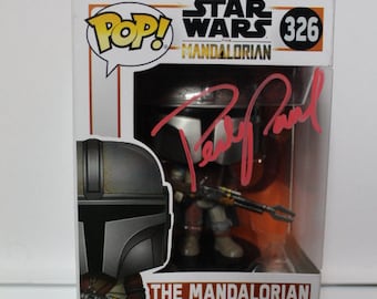 Signed Funko Pop #326 - Star Wars - The Mandalorian - Pedro Pascal  + COA