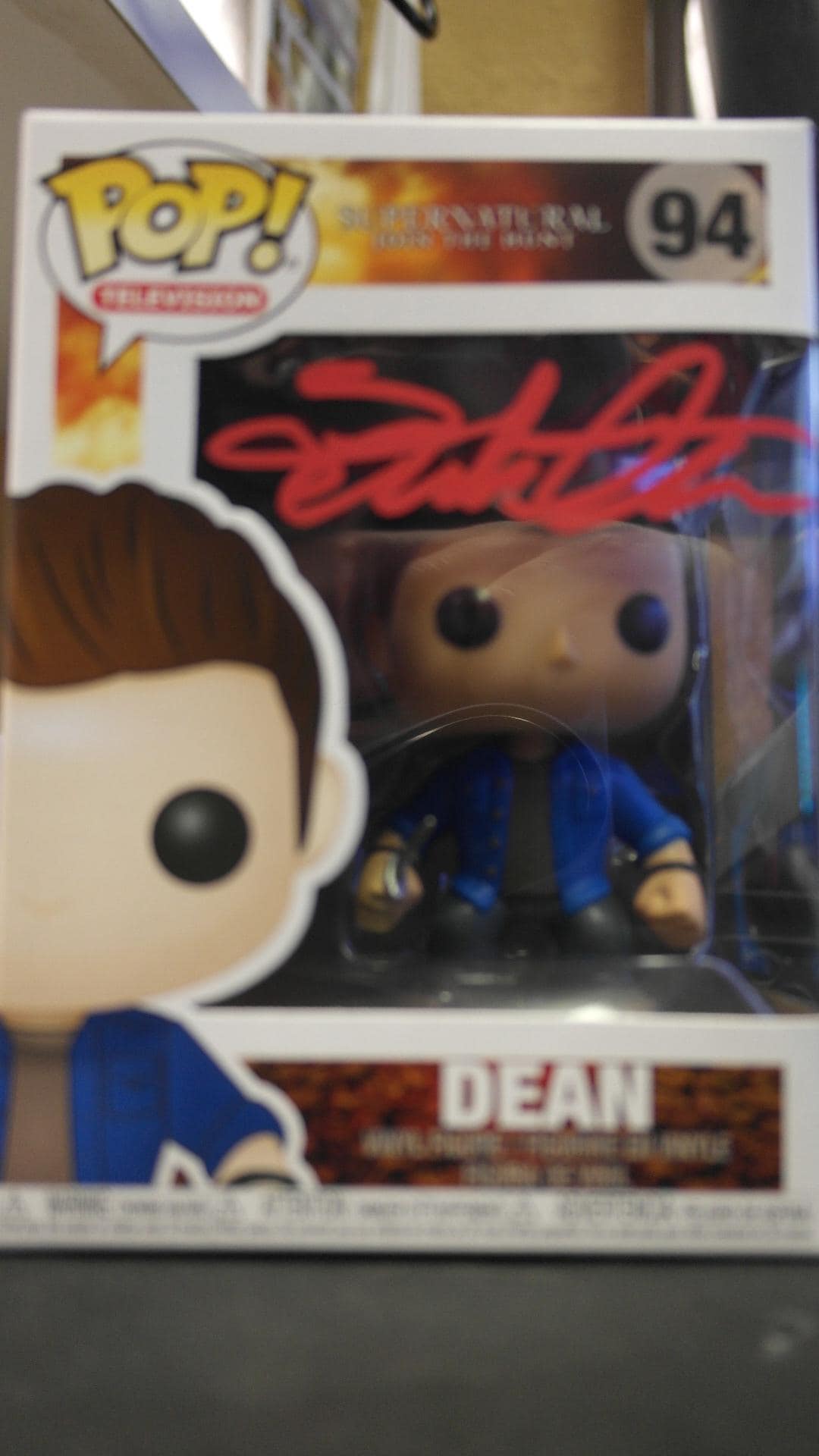 サイン入り Funko Pop #94 - スーパーナチュラル - ディーン