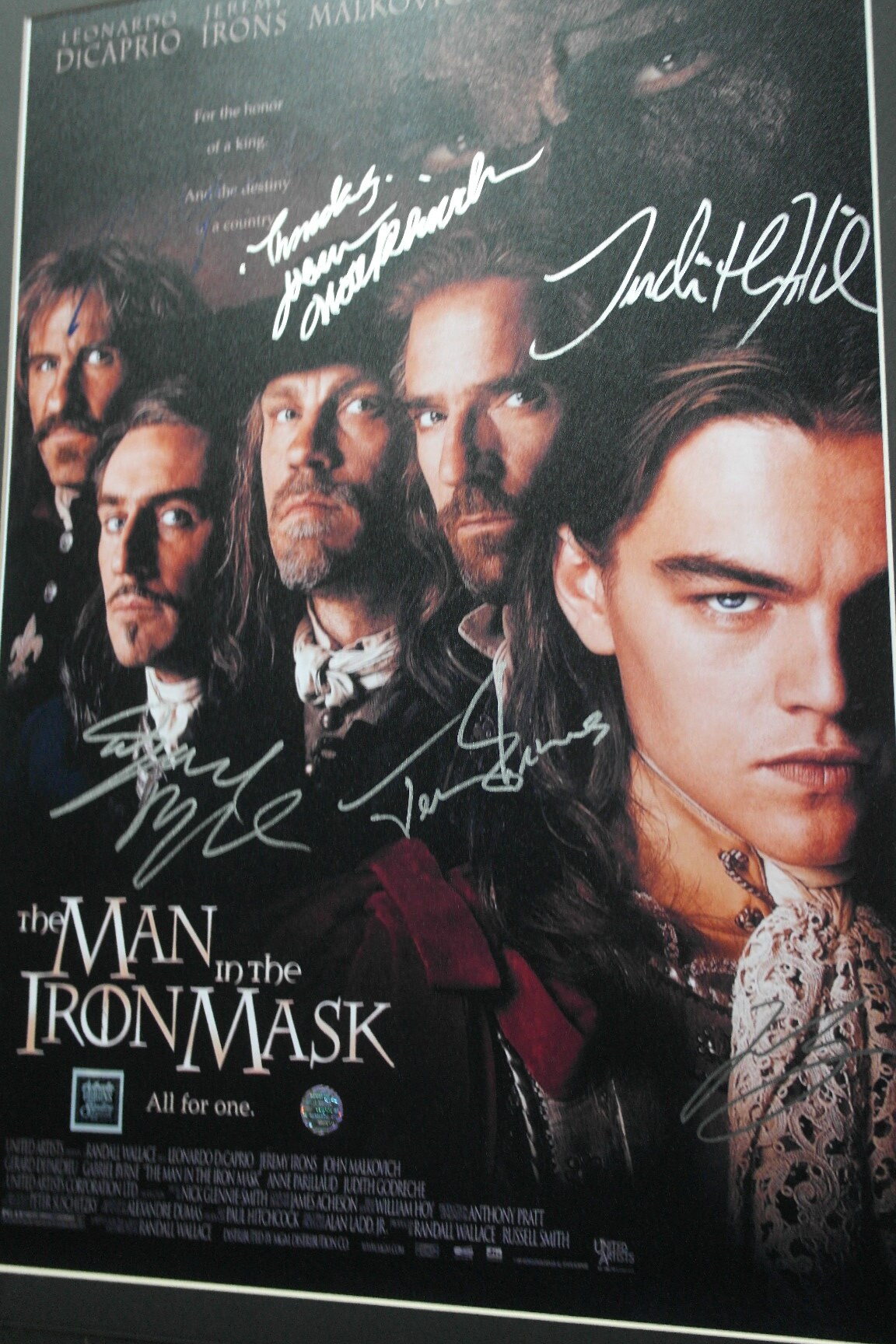 サイン入りポスター - 鉄仮面の男 - 13x19 - ポスター+COA - Etsy 日本