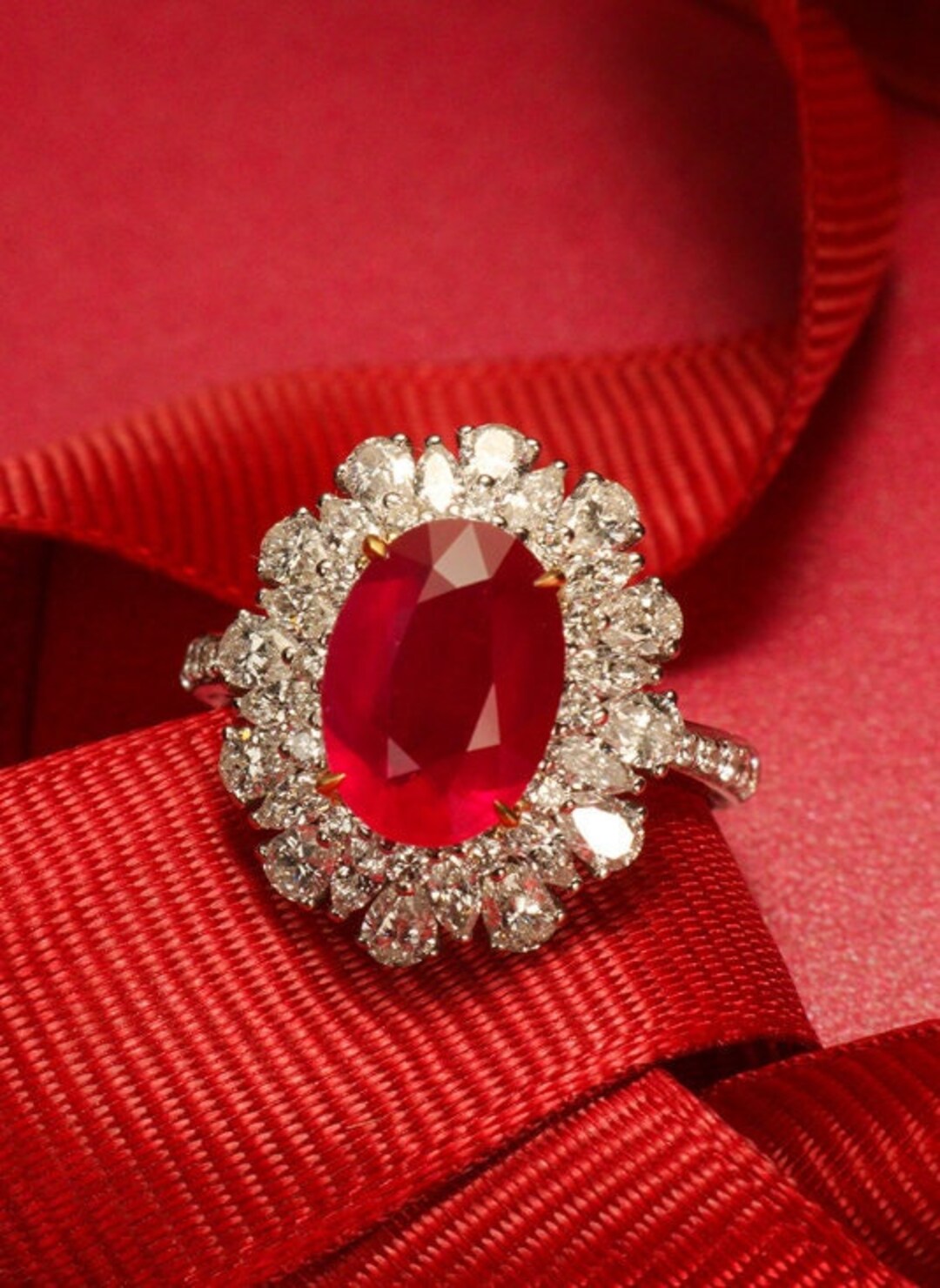 3.2carat Natural Pigeon Blood Ruby Oval Cut & Diamond Ring, 18K Solid ...