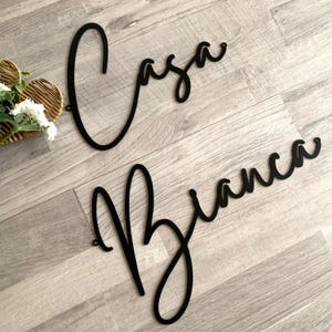 Letrero de metal personalizado con el nombre de la casa, placa de metal personalizada, letras de escritura, decoración exterior del hogar, palabras de metal personalizadas, letrero para exteriores, arte de pared de metal