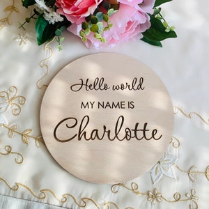Cartello personalizzato per annuncio neonato per ospedale Nome bambino personalizzato Cartello nascita in legno Hello World Regalo neonato Rivelazione sesso Foto Prop