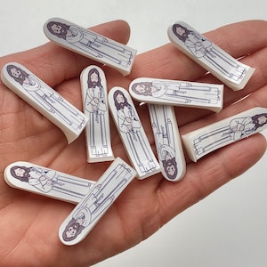 Mini Jesus figurines, Set of 10, pocket Jesus, church handout, Christian figurine, small gift for Christians