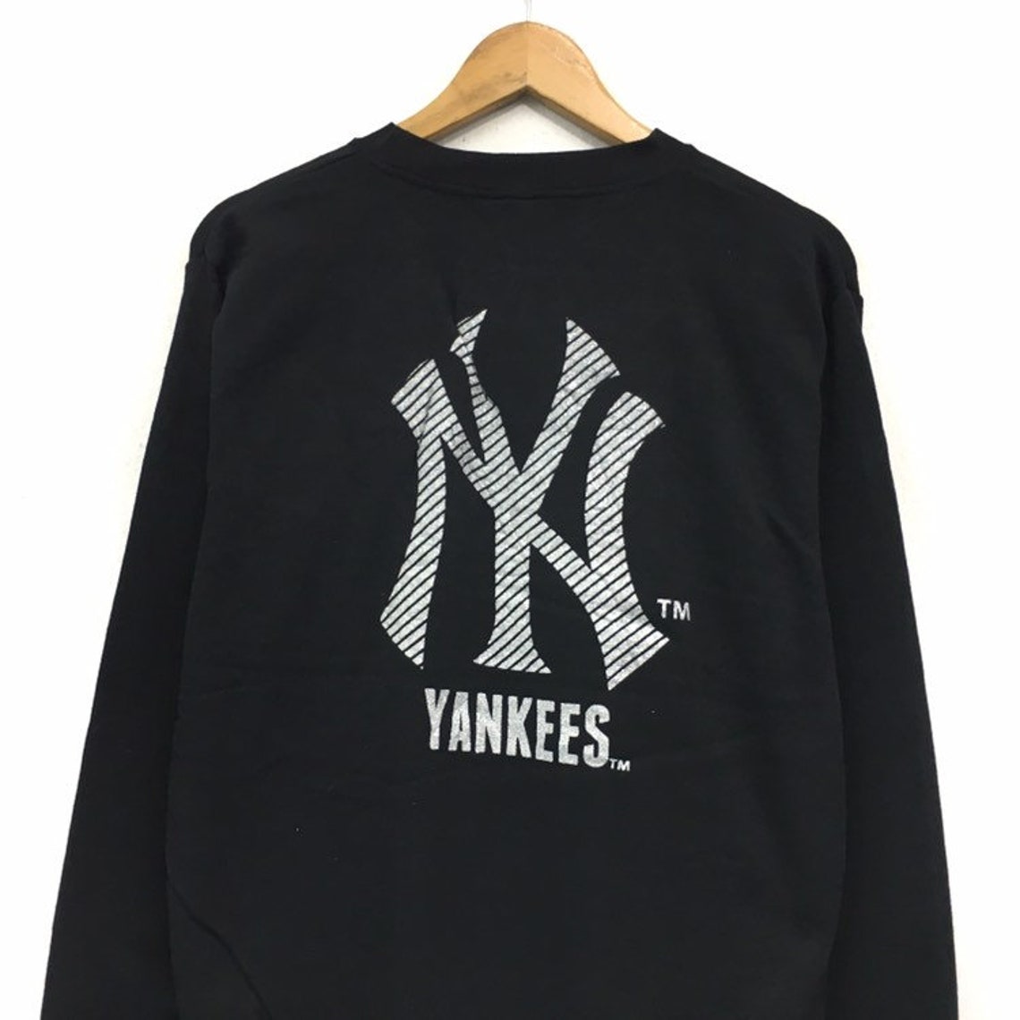 yankees crewneck sweatshirt