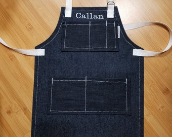 L'il Helper Child Apron Size Small with Monogram