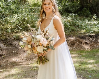 MERCURY - Crepe Boho Wedding Dress – Star Cotton Lining, Lace Back