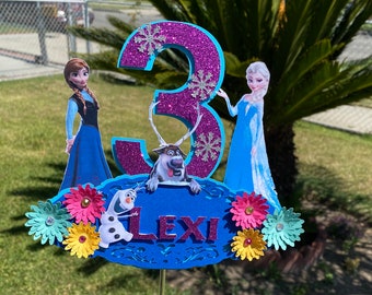 Adorno para tarta de Frozen: Decoración para fiesta de Anna y Elsa