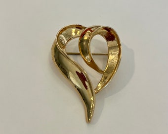 Vintage Signed Allison Reed Goldtone Curved Heart Brooch