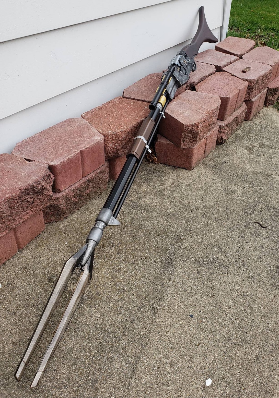 Mandalorian Rifle High Detailed Replica with Mechanical Parts