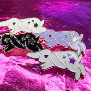 Star Bun | leaping lop eared bunny soft enamel pin