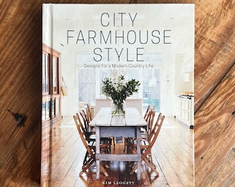 Libro de mesa de centro firmado de estilo rústico urbano: Diseño de casas de campo modernas