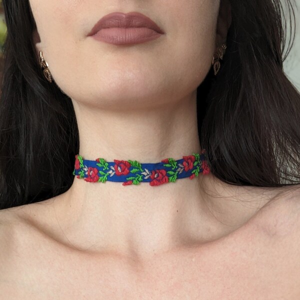 Hand Embroidery Choker main image 0