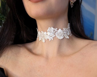 White Roses Vine Lace Choker Necklace
