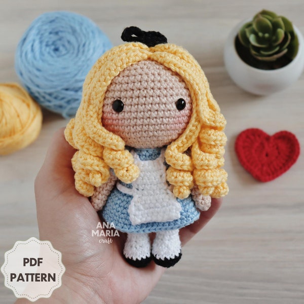 E-book Crochet Pattern Amigurumi Alice in Wonderland PDF (English)