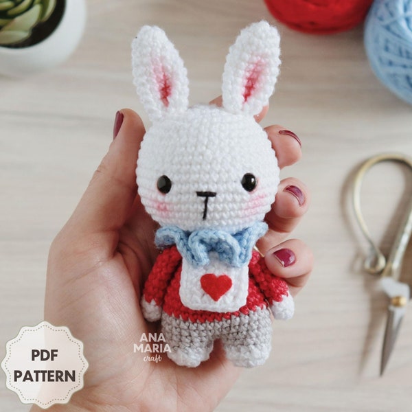 E-book Haakpatroon Amigurumi Wit Konijn Alice in Wonderland Konijn Pasen PDF (Engels)