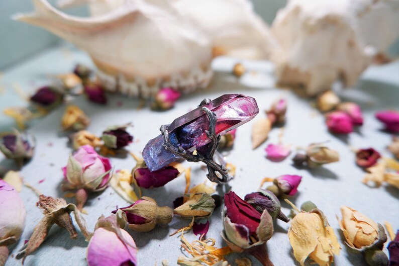 Ostara Galaxy Aura Quartz Gothic Thorn Ring