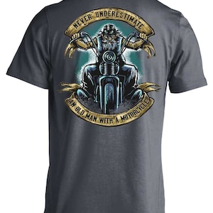 "Never Underestimate An Old Man On A Motorcycle" Weatherproof Sticker – Spaß Kostet - View #4