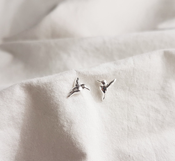 Stud earrings hummingbird 925 sterling silver, small stud earrings, 925 silver earring, birthday gift, silver stud earrings, gift for her,