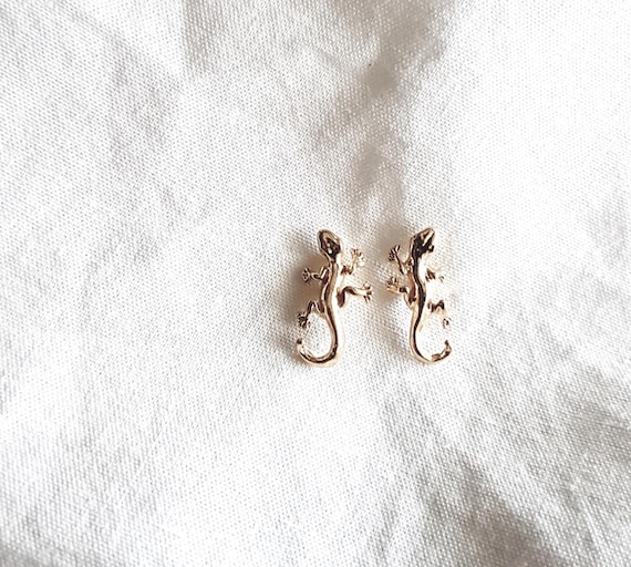 Gecko stud earrings made of gold-plated 925 sterling silver, golden gecko earrings, gift for her, birthday, lucky charm, gecko jewelry