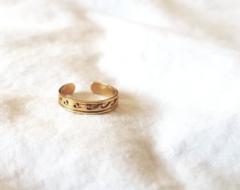 Anillo de dedo con olas, chapado en oro de 24k, anillo de pie ajustable, anillo de olas, joyería para el pie, regalo para ella, joyería de playa, joyería de verano, caridad