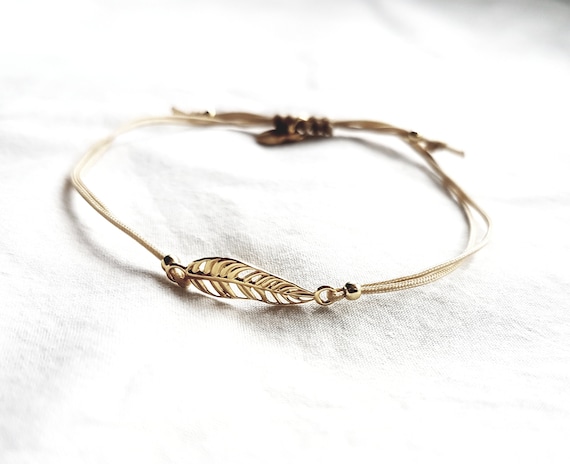 Bracelet with feather 14 carat gold plated, birthday gift for woman, feather jewelry, stainless steel bracelet, bracelet for women, gift for her, charity