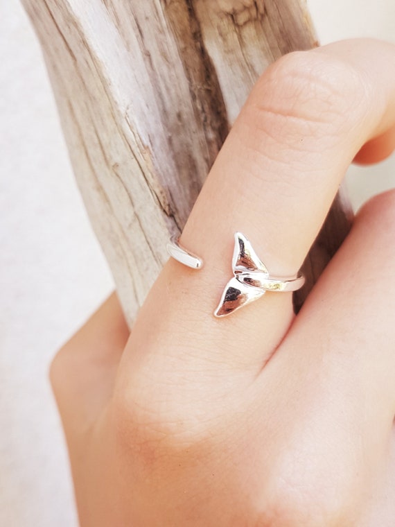 Ring with Whale Tail,Resizable ring,Surf Shop,Sterling Silver,Jewellery Woman,Gift for her,Ring for women,Charity Shop