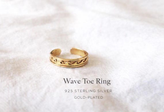 wave toe ring gold - minimalist jewelry - ocean inspired gift for women