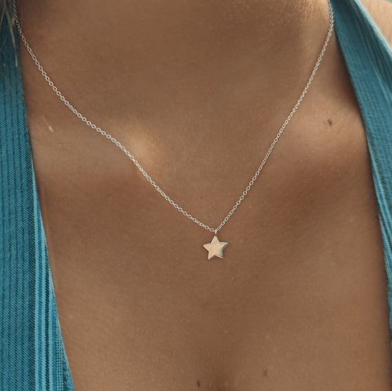 Necklace with a small star made of 925 sterling silver, gift idea for women, delicate necklace, gift for her