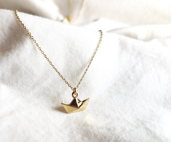 Necklace with boat, 14k gold-plated necklace, women's necklace, birthday, origami boat pendant, maritime jewelry, gift for woman, gold chain