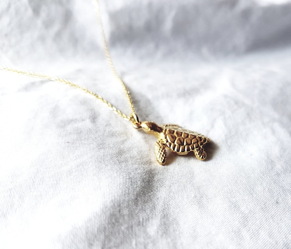 Turtle necklace, 24K gold-plated necklace, birthday gift for women, ladies necklace, dainty necklace, beach jewelry, summer fashion